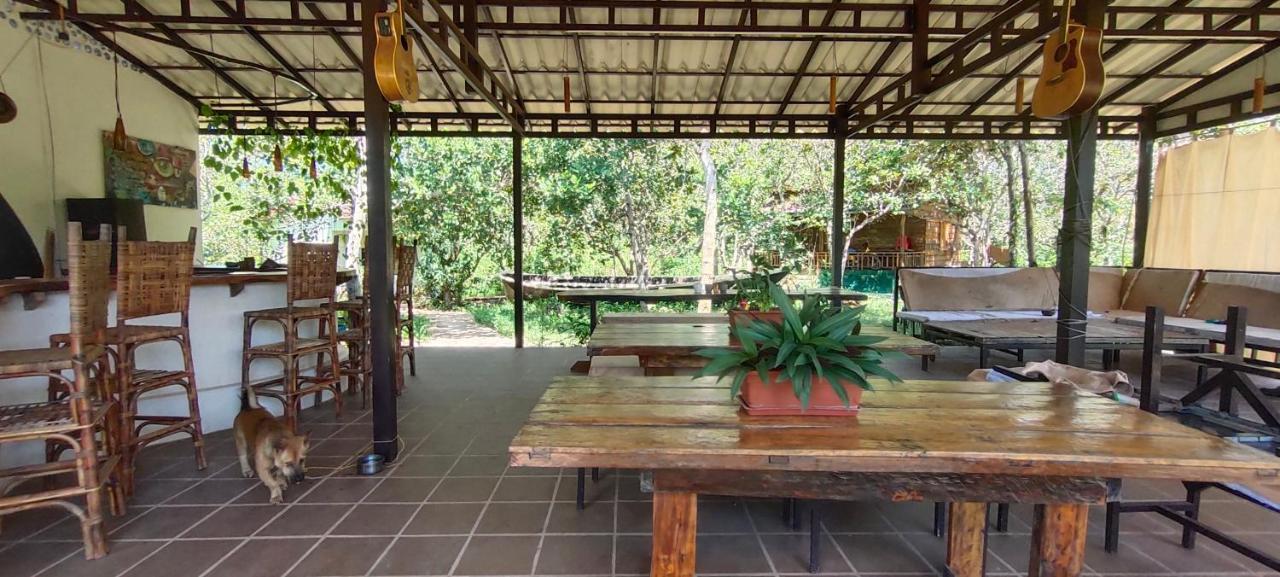 Done Right Hostel Phumi Chrouy Svay Exterior photo