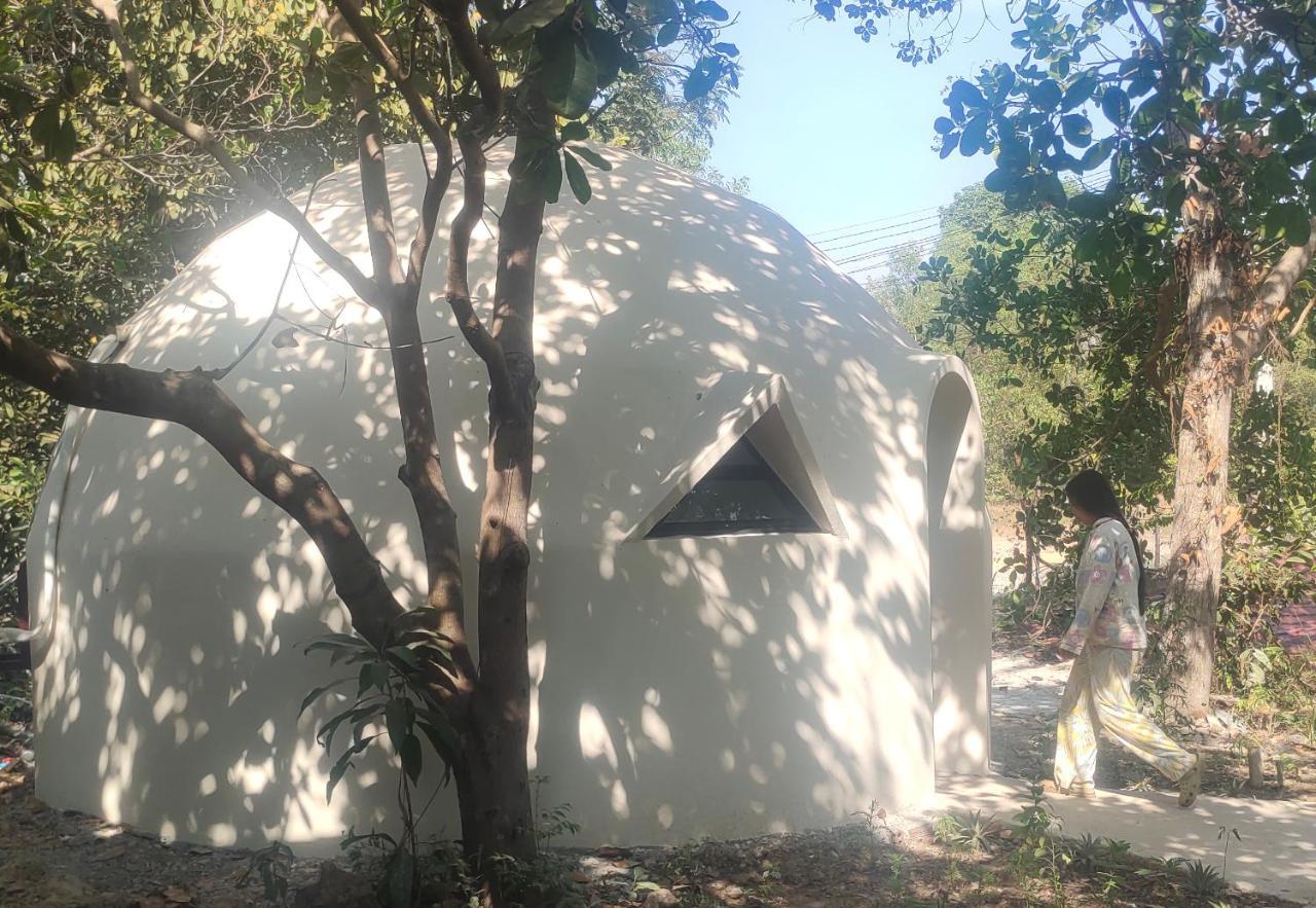 Done Right Hostel Phumi Chrouy Svay Exterior photo